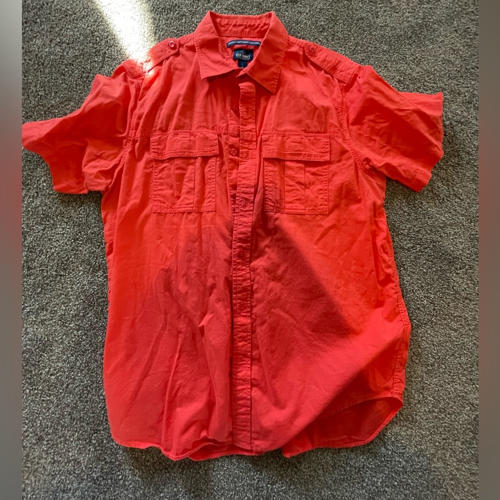 Men’s Old Navy Regular Fit Button Down Shirt: Size Large
